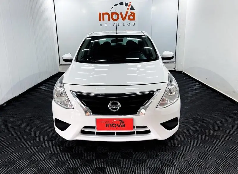 Nissan Versa 1.6 16V SV FlexStart CVT (Flex)