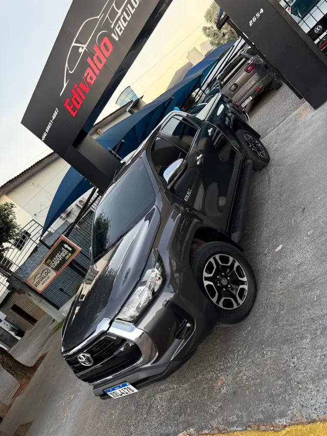 Carro Toyota Hilux Cabine Dupla 2022 SRV 2.8 TDI CD 4x4 (Aut)