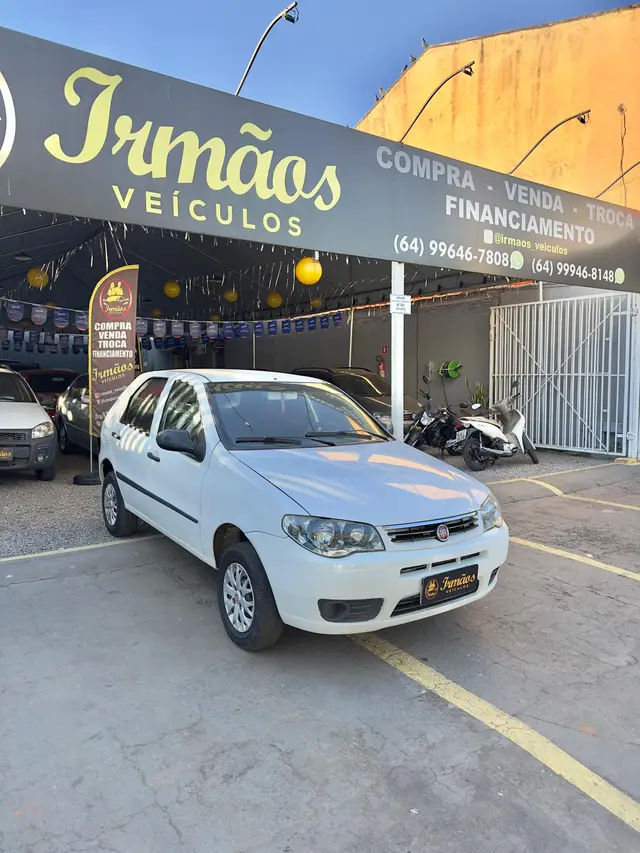 Carro Fiat Palio 2014 Fire 1.0 8V (Flex) 4p