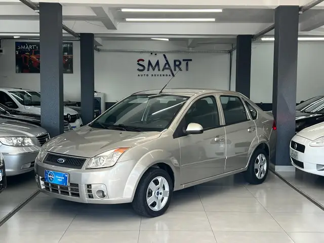 Carro Ford Fiesta Sedan 2008 1.6 (Flex)
