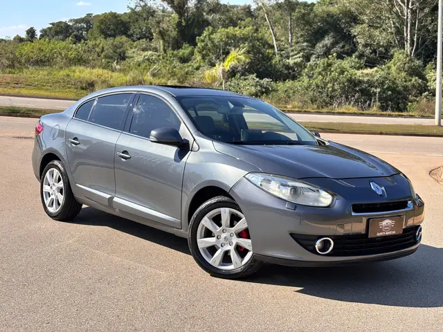 Carro Renault Fluence 2014 2.0 16V Privilege (Aut) (Flex)