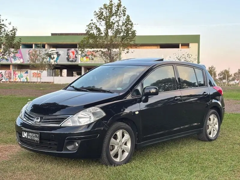 Nissan SL 1.8 (flex)