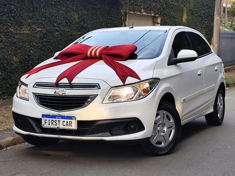 Chevrolet Onix 1.0 LT SPE/4