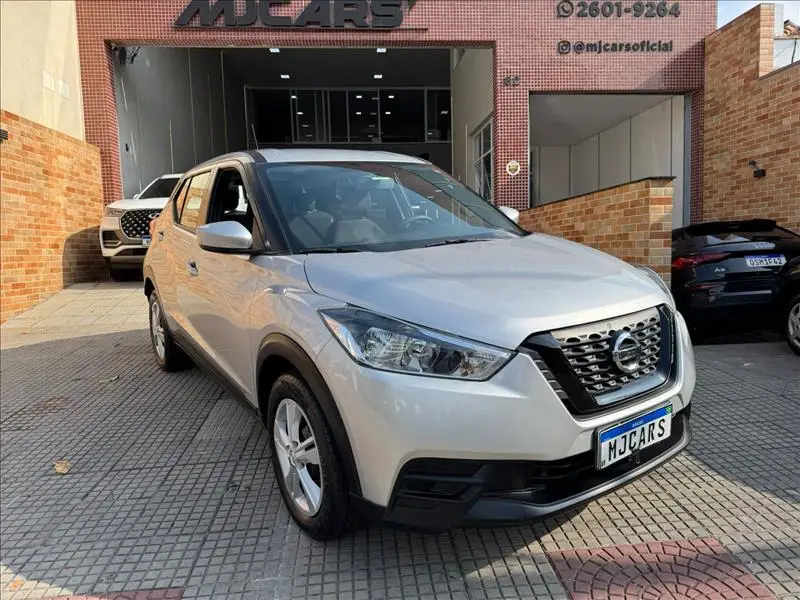 Nissan Kicks 1.6 S (Flex)