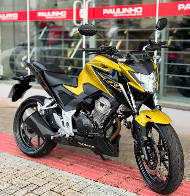 Moto Honda CB 300F Twister 2024 (ABS)