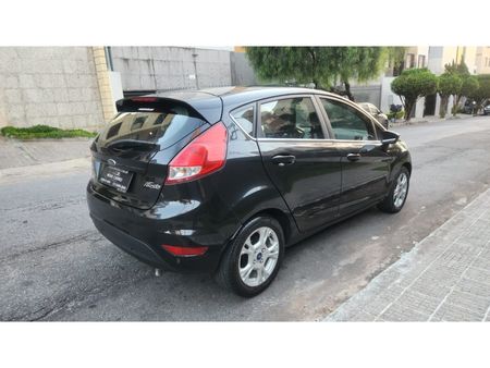 NewFiestaSedan 1.6 SE PowerShift (Flex)