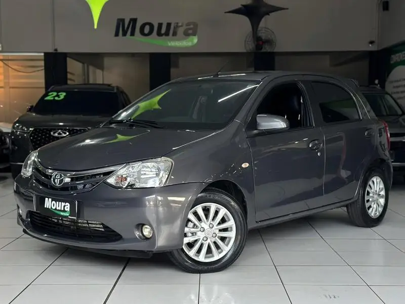 Toyota Etios XLS 1.5 (Flex)