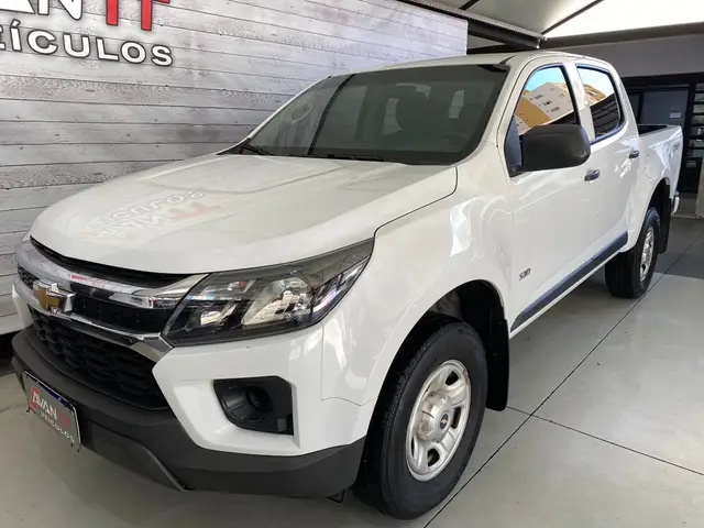 Carro Chevrolet S10 Cabine Dupla 2023 LS 2.8 Turbodiesel