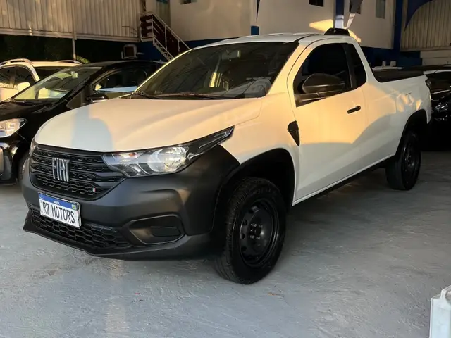 Carro Fiat Strada 2023 Endurance 1.4 Cabine Plus (Flex)