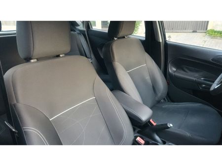 NewFiestaSedan 1.6 SE PowerShift (Flex)