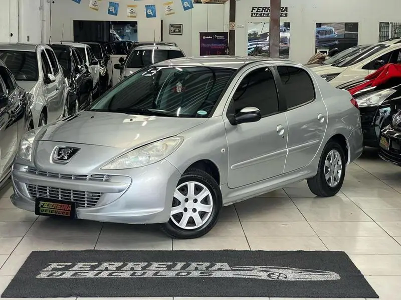 Peugeot 207 Sedan 207 Passion XR 1.4 8V (flex)