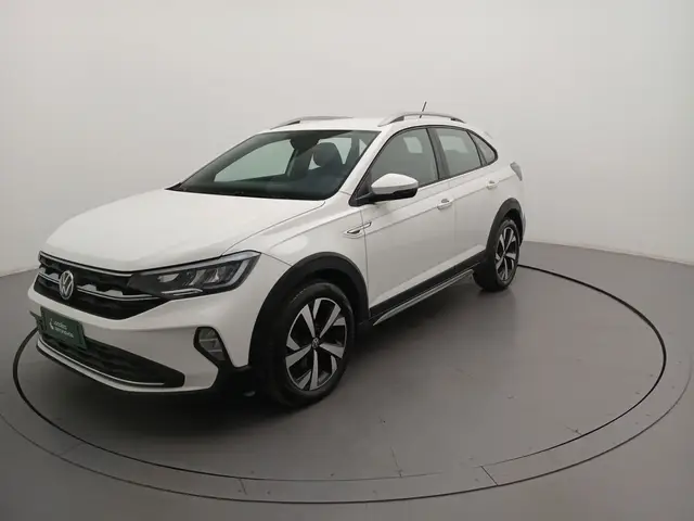 Carro Volkswagen Nivus 2024 Highline 200 TSI