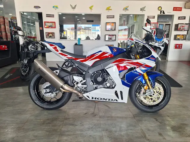 Carro Honda CBR 1000RR-R 2024 Fireblade SP