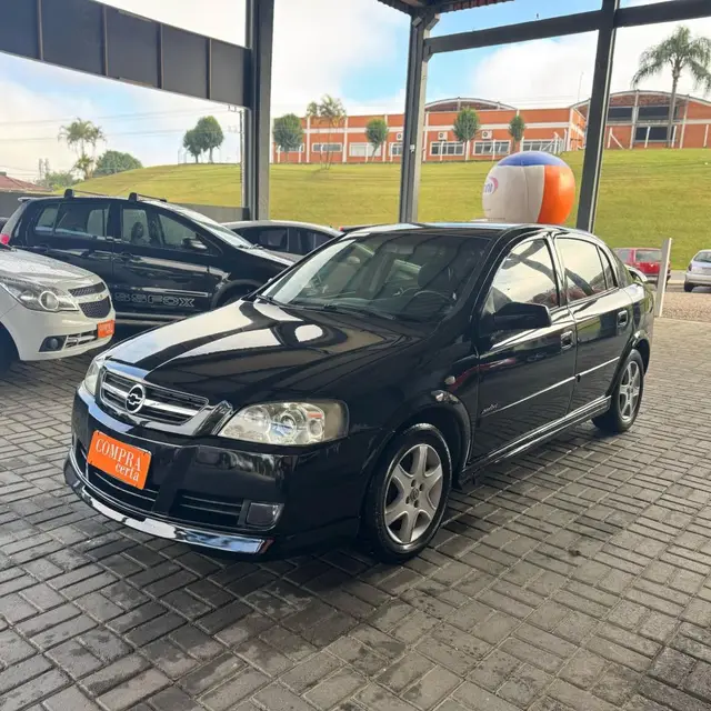 Carro Chevrolet Astra Hatch 2005 Comfort 2.0 (Flex)
