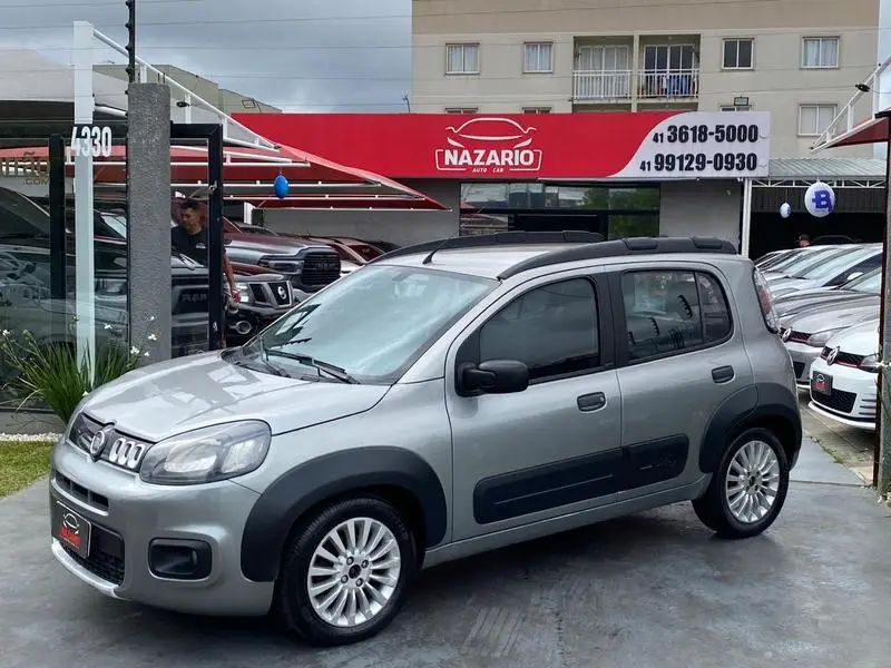 Fiat Uno Attractive 1.0 8V (Flex) 4p