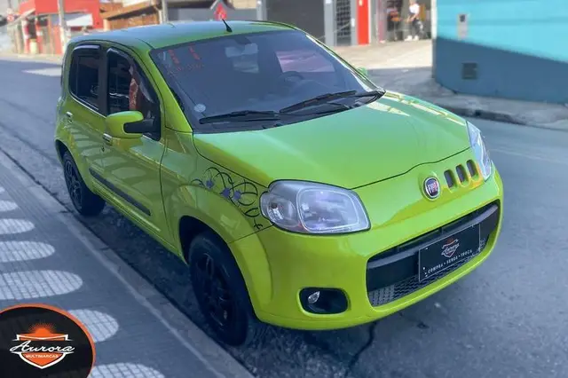 Carro Fiat Uno 2011 Attractive 1.4 8V (Flex) 2p