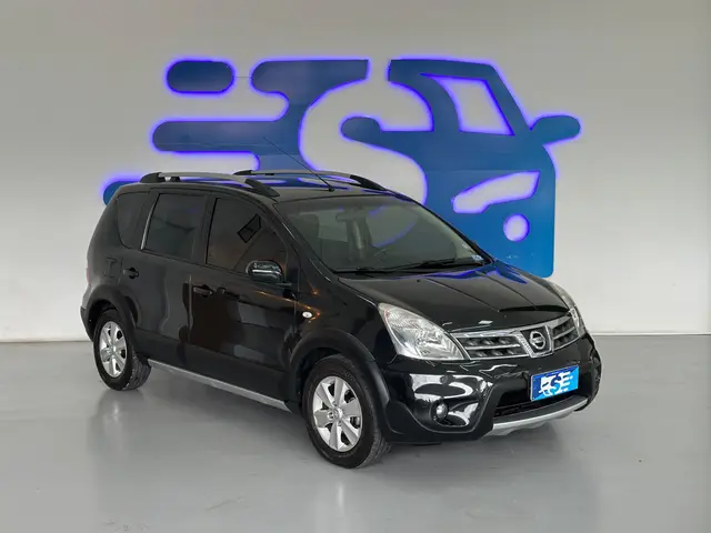 Carro Nissan Livina 2013 X-Gear SL 1.8 16V (flex) (aut)
