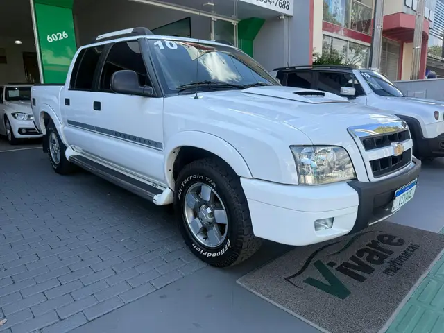 Carro Chevrolet S10 Cabine Dupla 2010 S10 Executive 4x2 2.4 (Flex) (Cab Dupla)
