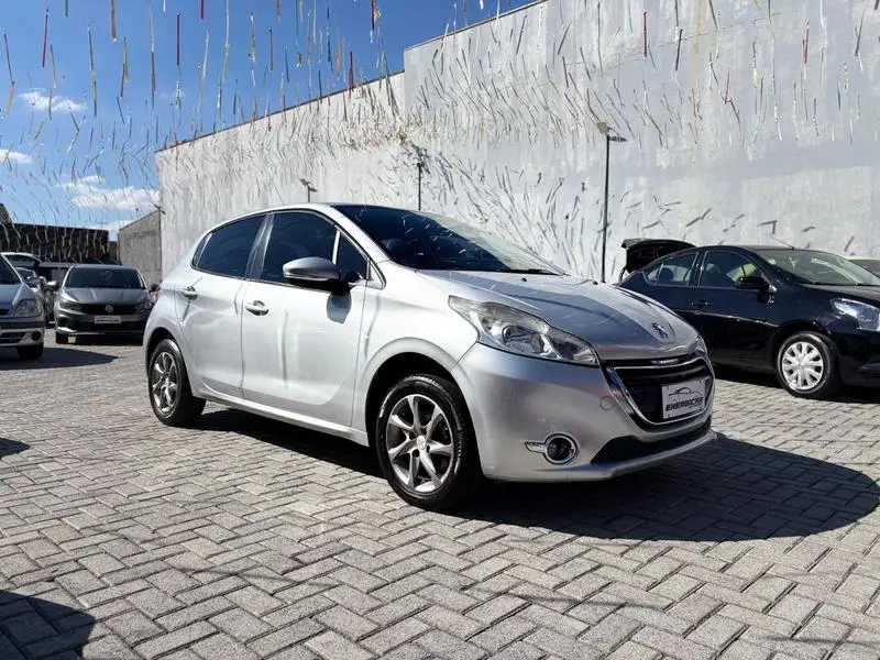 Peugeot 208 Active 1.5 8V (Flex)