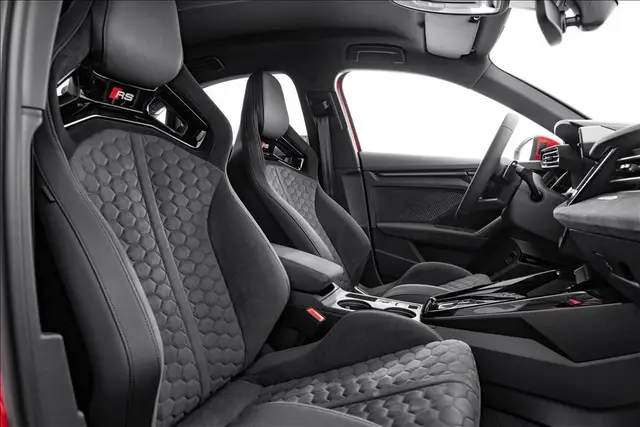 Carro Audi RS3 Sedan 2025 2.5 TFSi Quattro