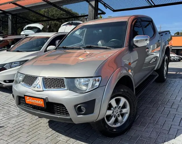 Carro Mitsubishi L200 Triton Sport 2012 3.2 DI-D