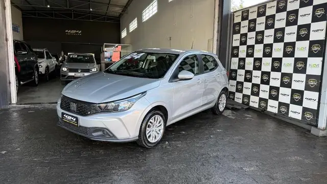 Carro Fiat Argo 2024 Drive 1.0
