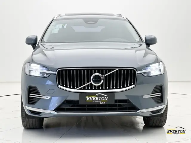 Carro Volvo XC60 2022 T-8 INSC. EXPRESS. 2.0 (Híbrido)