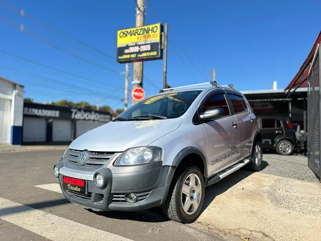 Carro Volkswagen CrossFox 2009 1.6 (Flex)