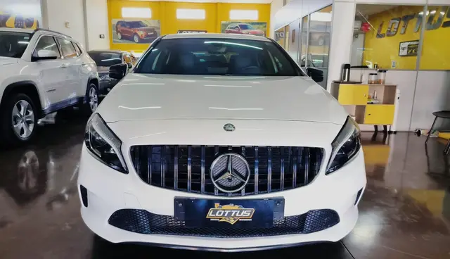 Carro Mercedes-Benz Classe A  2017 200 1.6 Turbo