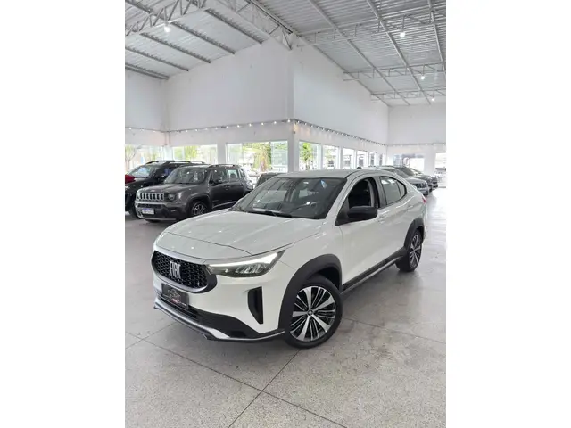 Carro Fiat Fastback 2024 Audace