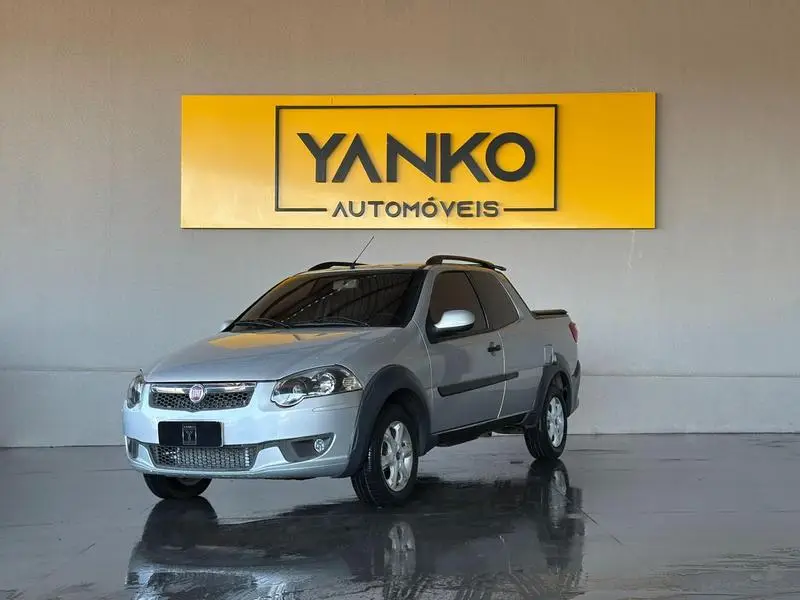 Fiat Strada Trekking 1.6 16V (Flex) (Cabine Dupla)