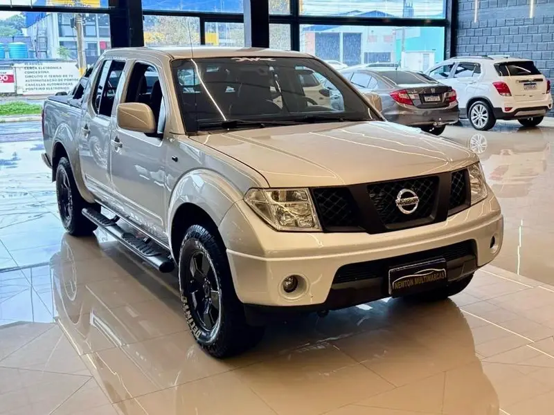 Nissan Frontier Strike 2.5 4X2