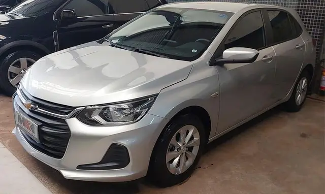 Carro Chevrolet Onix 2023 1.0 Turbo (Aut.)