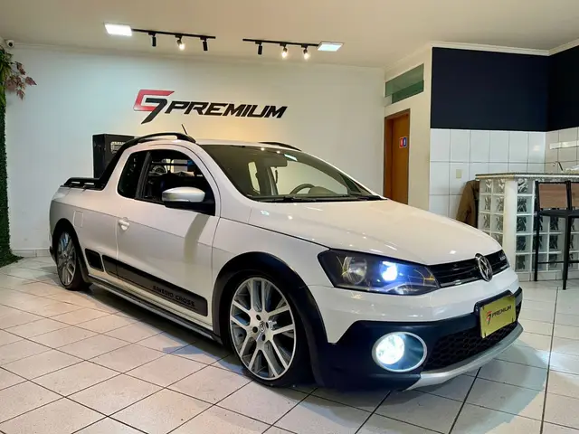 Carro Volkswagen Saveiro 2014 Cross 1.6 (Flex) (cab. estendida)