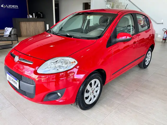 Carro Fiat Palio 2014 Attractive 1.0 8V (Flex)