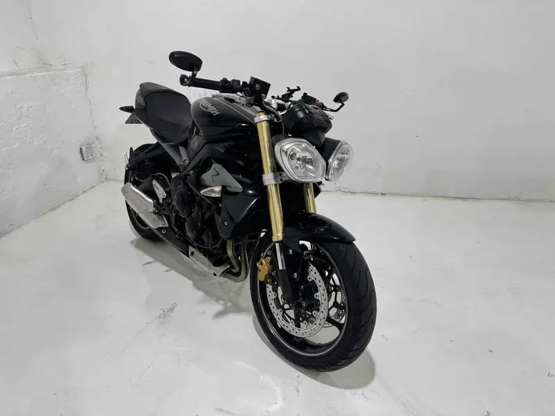 Triumph Street Triple 675 675 (ABS)