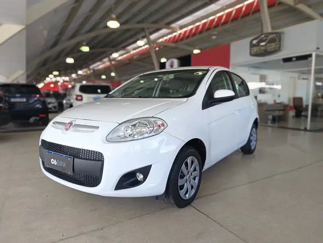 Carro Fiat Palio 2013 Attractive 1.0 8V (Flex)