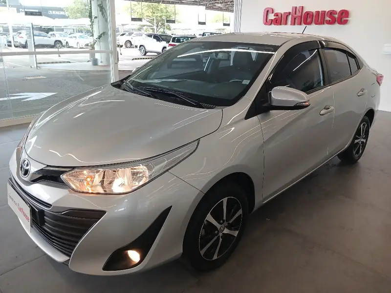 Toyota Yaris Sedan 1.5 XS Connect CVT (Flex)
