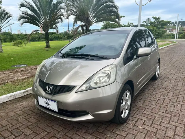 Carro Honda Fit 2011 New  LX 1.4 (flex) (aut)