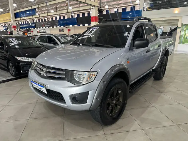 Carro Mitsubishi L200 Triton 2013 3.2 DI-D 4x4