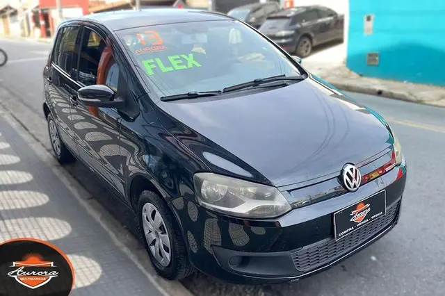 Carro Volkswagen Fox 2013 1.6 VHT (Flex)
