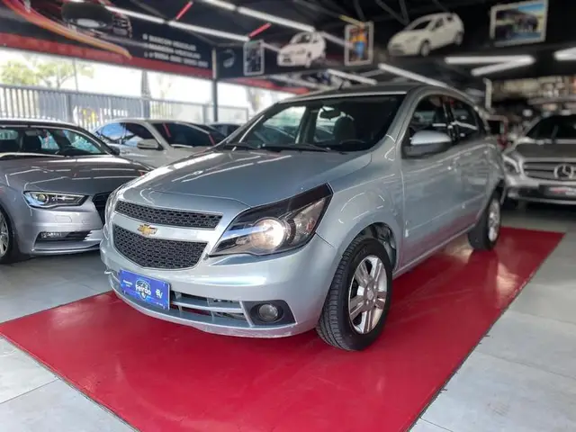 Carro Chevrolet Agile 2011 LT 1.4 8V (Flex)