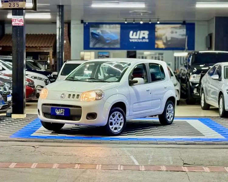 Fiat Uno Economy 1.4 8V (Flex) 4P