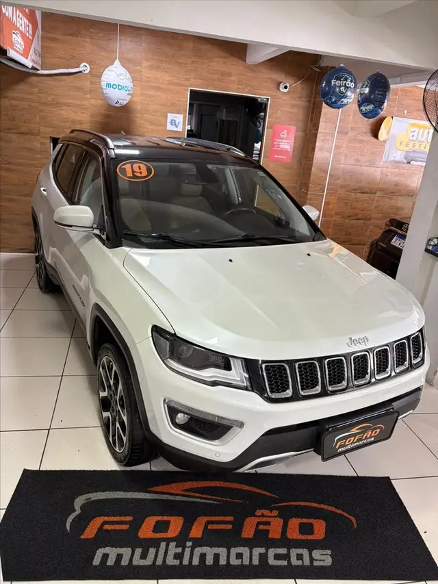 Carro Jeep Compass 2019 2.0 Limited (Aut) (Flex)