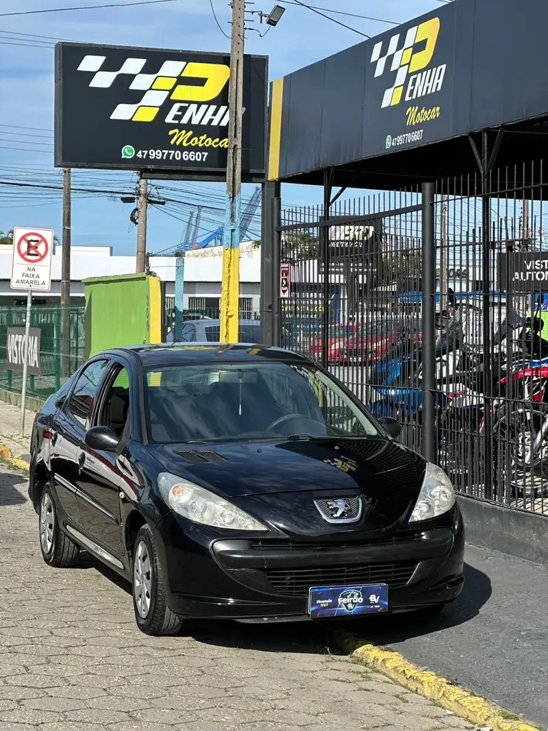 Peugeot 207 Sedan 207 Passion XR 1.4 8V (flex)
