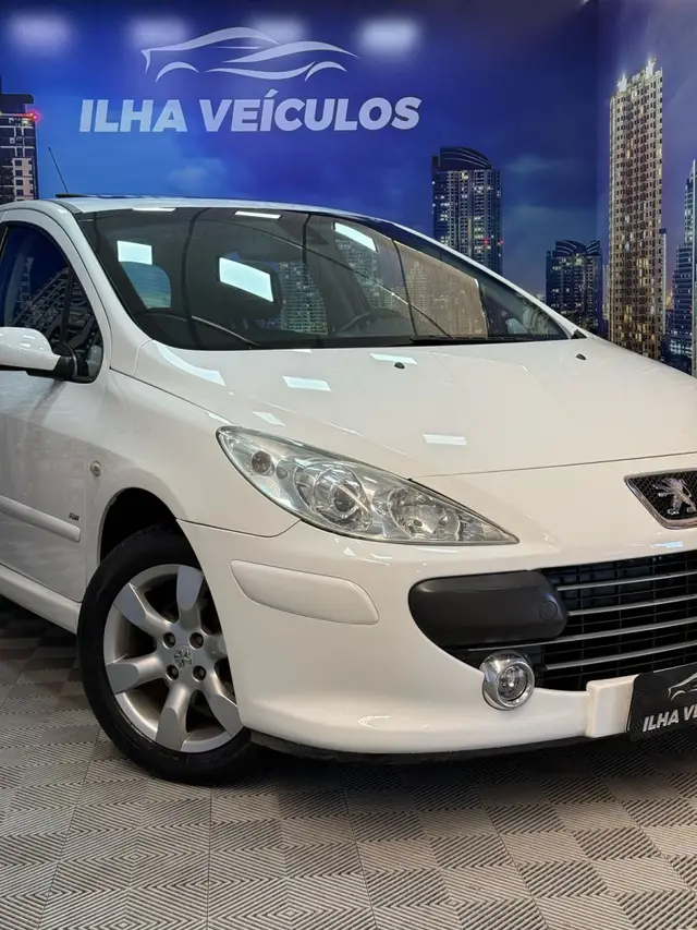 Carro Peugeot 307 2012 Hatch. Presence Pack 1.6 16V (flex)