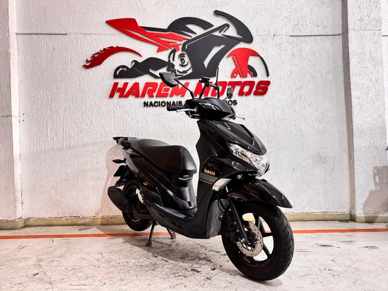 Yamaha Fluo ABS