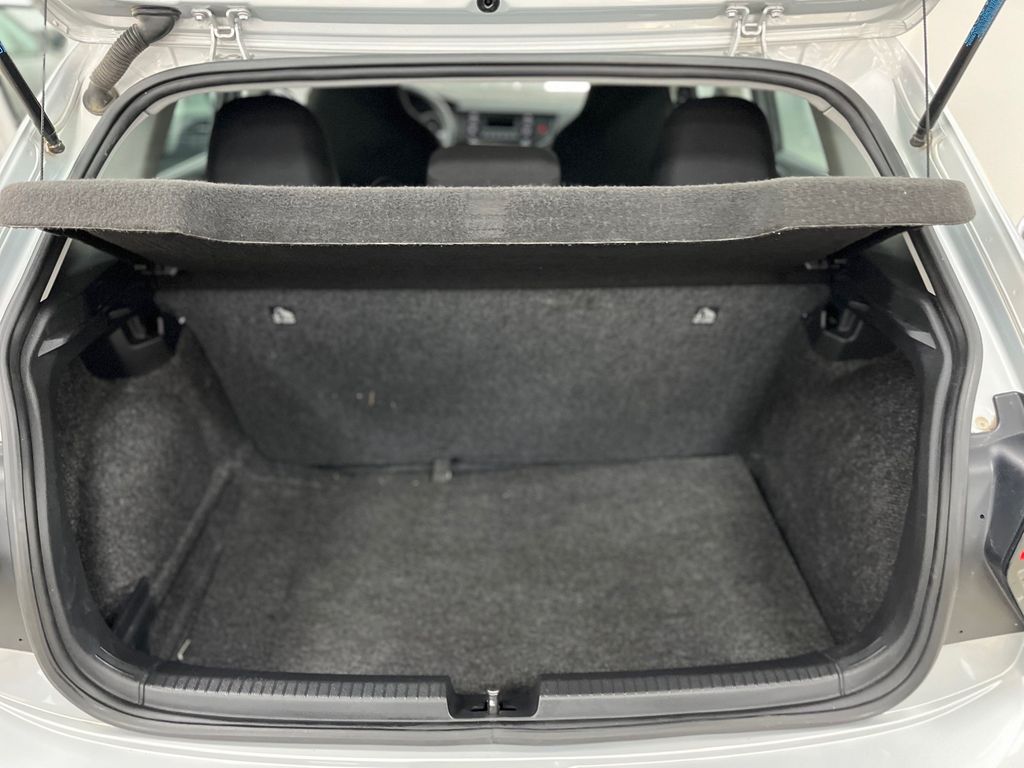 Polo Track 1.0 Flex 12V 5p