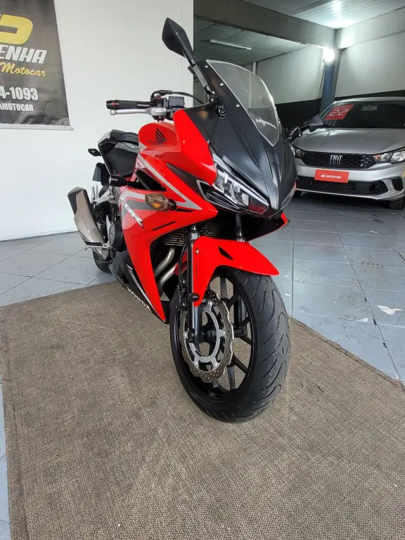 Carro Honda CBR 500 2018 R