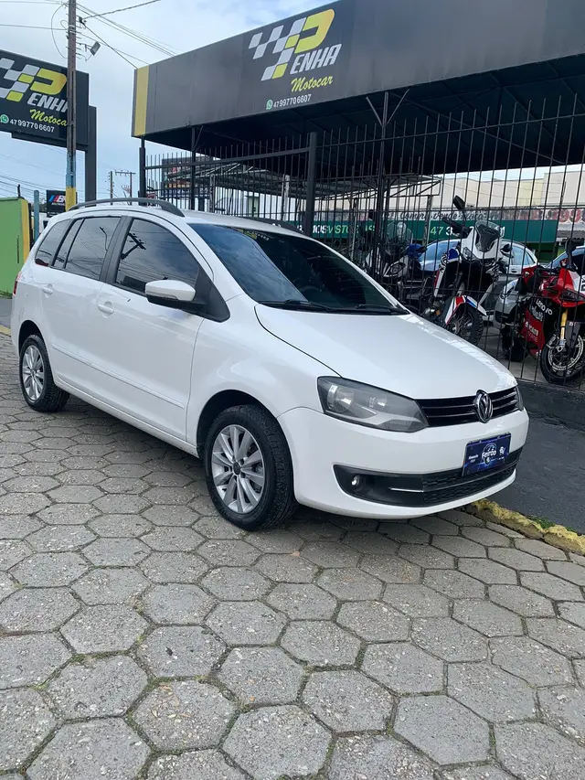 Carro Volkswagen SpaceFox 2011 1.6 8V Trend (Flex)
